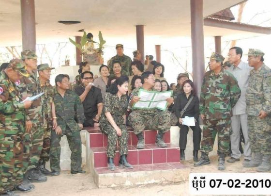 សម្តេច​តេ​ជោ​បង្ហាញ​៣​ចំណុច​កុំ​ឲ្យ​មានការ​ភ្លេច​ប្រវត្តិសាស្ត្រ​តាម​ក្រុម​ជ្រុលនិយម​មួយ​ចំនួន​ញុះញង់