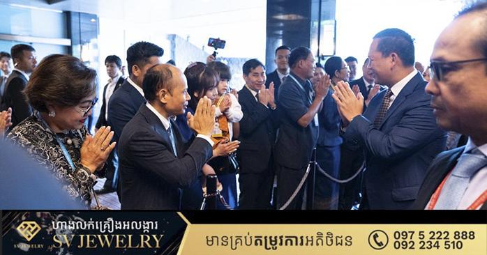 សម្តេចធិបតី និងលោកជំទាវបណ្ឌិត អញ្ជើញមកដល់កន្លែងស្នាក់នៅ ក្នុងទីក្រុងតូក្យូ ក្រោមការស្វាគមន៍យ៉ាងកក់ក្តៅ និងស្និទ្ធស្នាលបំផុតពីសំណាក់បងប្អូនសហគមន៍ខ្មែរ