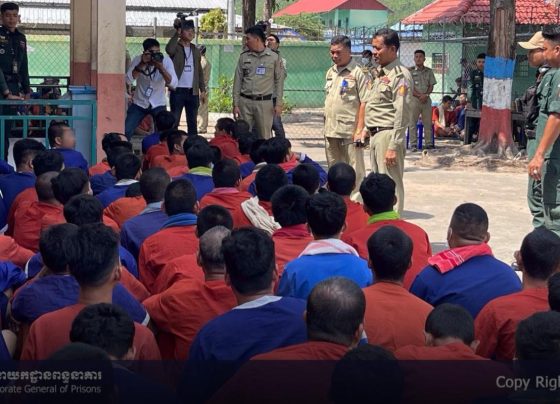ទណ្ឌិត​១៩២​នាក់ ត្រូវ​​ផ្ទេរ​ពី​ពន្ធនាគារ​ខេត្តកណ្ដាល​ទៅ​មណ្ឌល​អប់រំ​ខេត្តពោធិ៍សាត់ ព្រោះ​តែ​ភាព​ចង្អៀត​ណែន