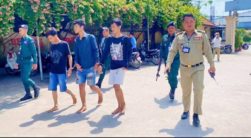 បង្ក្រាបចោរប្លន់ម៉ូតូ៖ នគរបាលដង្កោ សហការឃាត់ខ្លួនបាន៣នាក់ ក្នុងចំណោម៩នាក់