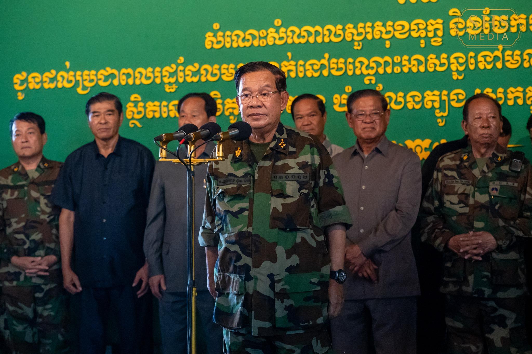 សម្តេចតេជោ ហ៊ុន សែន ព្រមានថា នឹងលាតត្រដាងសម្ងាត់ថាក់ ស៊ីន រួមទាំងរឿងប្រមាថព្រះមហាក្សត្រថៃ!