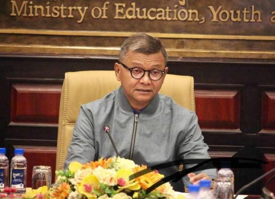 ក្រសួង​អប់រំ ៖ ការ​ជ្រើសរើស​គ្រូបង្រៀន ផ្អែក​លើ​កិច្ចព្រមព្រៀង​ការងារ និង​ផ្តល់​ឱកាស​ការងារ​ថ្មី​ដល់​យុវជន ជាង​១​ម៉ឺន​កន្លែង