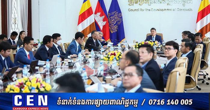 អភិវឌ្ឍន៍វិស័យយានយន្ត-អេឡិចត្រូនិកកម្ពុជា៖ ឯកឧត្តម ស៊ុន ចាន់ថុល ដឹកនាំពិនិត្យរបាយការណ៍វឌ្ឍនភាពផែនទីបង្ហាញផ្លូវ