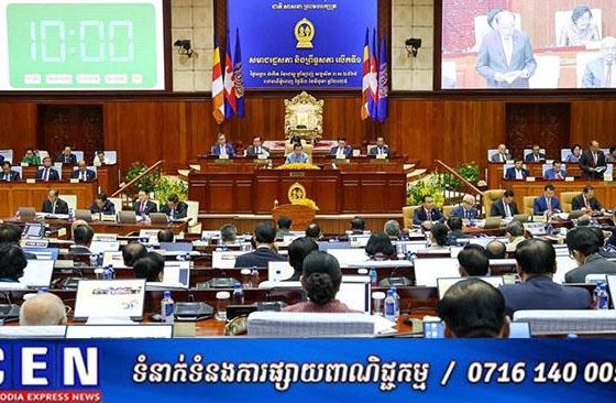 សមាជរដ្ឋសភានិងព្រឹទ្ធសភា ក្នុងថ្ងៃទី២ ប្រជុំពិភាក្សាលើប្រធានបទស្តីពីវិស័យកសិកម្ម បន្ទាប់ពីចំណាយពេលជាង១៦ម៉ោងប្រជុំពិភាក្សាប្រធានបទពីរក្នុងថ្ងៃទី១