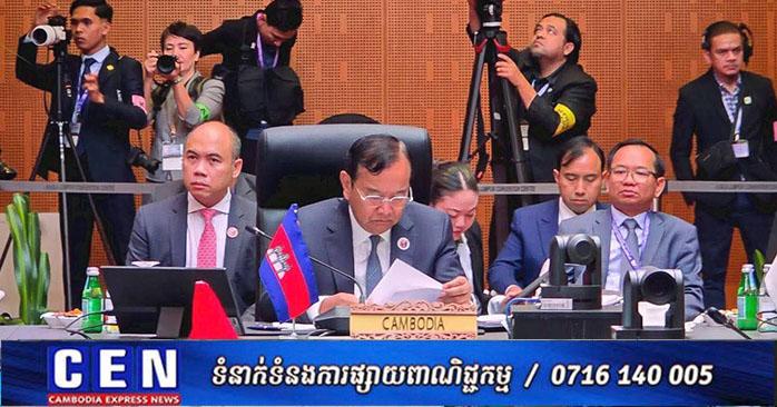 អាស៊ានគន្លឹះ៖ ឧបនាយករដ្ឋមន្ត្រី ប្រាក់ សុខុន សង្កត់ធ្ងន់ការប្រើប្រាស់យន្តការដឹកនាំដោយអាស៊ានជាវេទិកាដ៏សំខាន់កសាងទំនុកចិត្ត។
