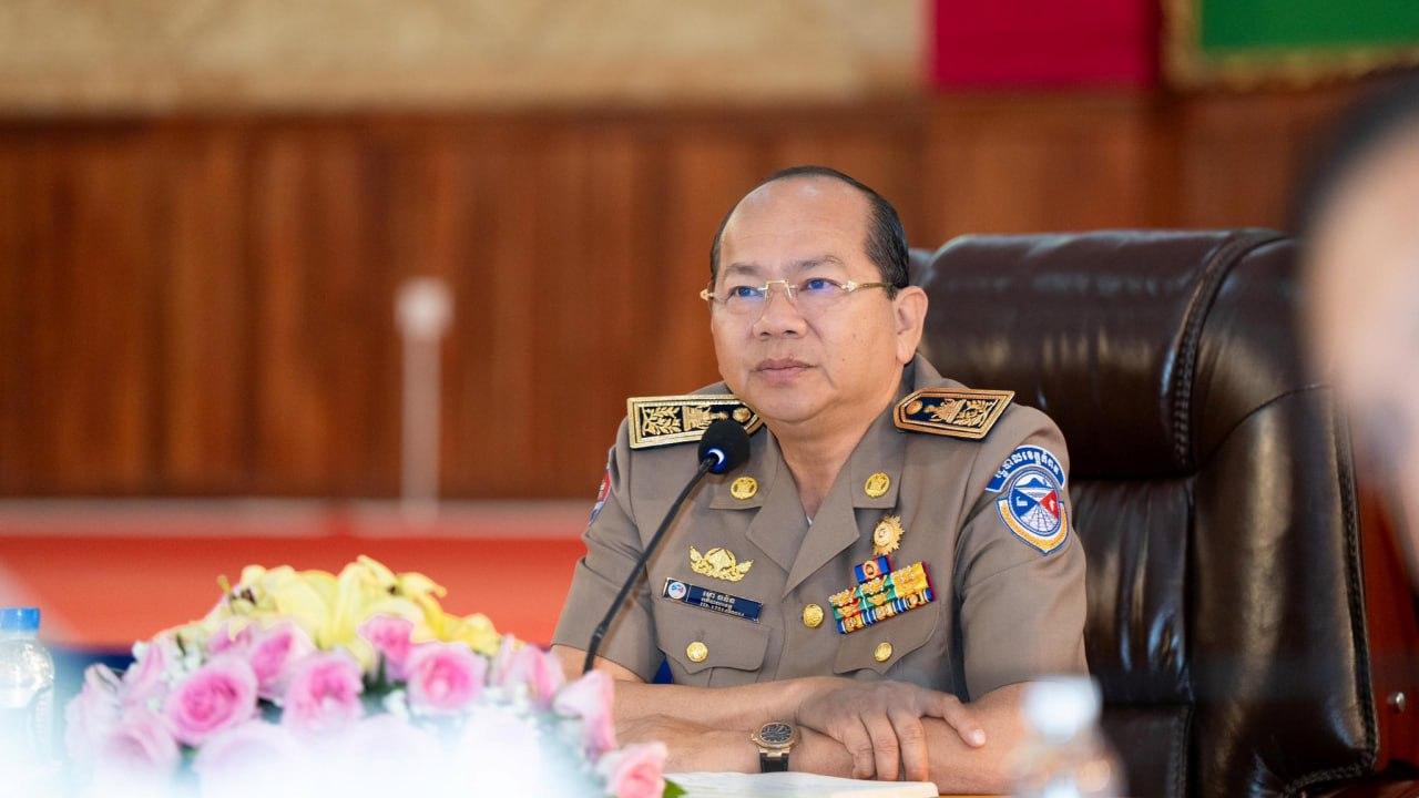 កំពតត្រៀមទទួលភ្ញៀវ! អភិបាលខេត្តជំរុញពង្រឹងសន្តិសុខ ហាមឡើងថ្លៃសេវាដាច់ខាត ក្នុងពិធីបុណ្យអុំទូក