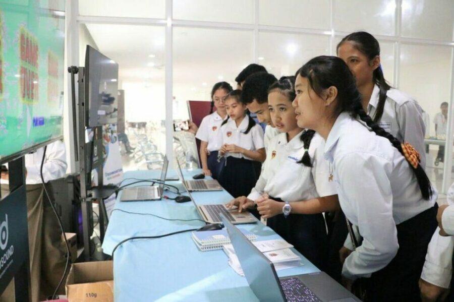ក្រសួងអប់រំ បើកឆាកប្រកួតបង្កើតហ្គេមលើកទី២ ឆ្នាំ២០២៥ ជំរុញការអប់រំឌីជីថល និងពង្រឹងសិស្សស្រី!