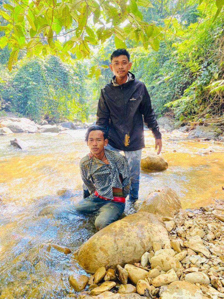 ឃាត់ខ្លួនបានហើយ! ជនសង្ស័យសម្លាប់ និងរំលោភបុគ្គលិកមីក្រូហិរញ្ញវត្ថុ រួចកប់សពយ៉ាងឃោរឃៅនៅកំពង់ធំ