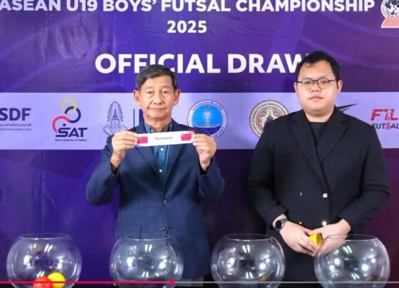 សហព័ន្ធ​បាល់ទាត់​វៀតណាម​ផ្ញើ​លិខិតតវ៉ា ថៃ​បង្កកំហុស​ប្រើ​ទង់ជាតិ​វៀតណាម​ខុស អំឡុង​​ការ​ចាប់ឆ្នោត