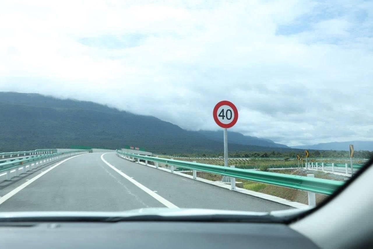 ផ្លូវល្បឿនលឿនភ្នំពេញ-ព្រះសីហនុ កកកុញអ្នកដំណើរជិត ៨ម៉ឺនដង ក្នុងឱកាសបុណ្យអុំទូក!