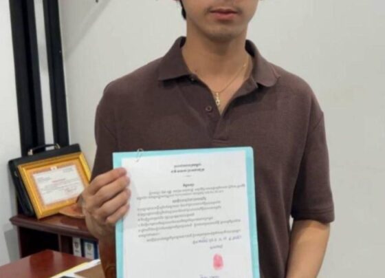 ខសន្យា៥ចំណុចរបស់ យុវជនអ្នកផលិតមាតិកា ដែលនិយាយប៉ះពាល់ដល់កិត្តិយសខេត្តតាកែវ ចេញលិខិតកិច្ចសន្យាចំពោះមុខសមត្ថកិច្ច បញ្ឈប់នូវរាល់ទង្វើប៉ះពាល់ដល់កិត្តិយសខេត្តតាកែវ 