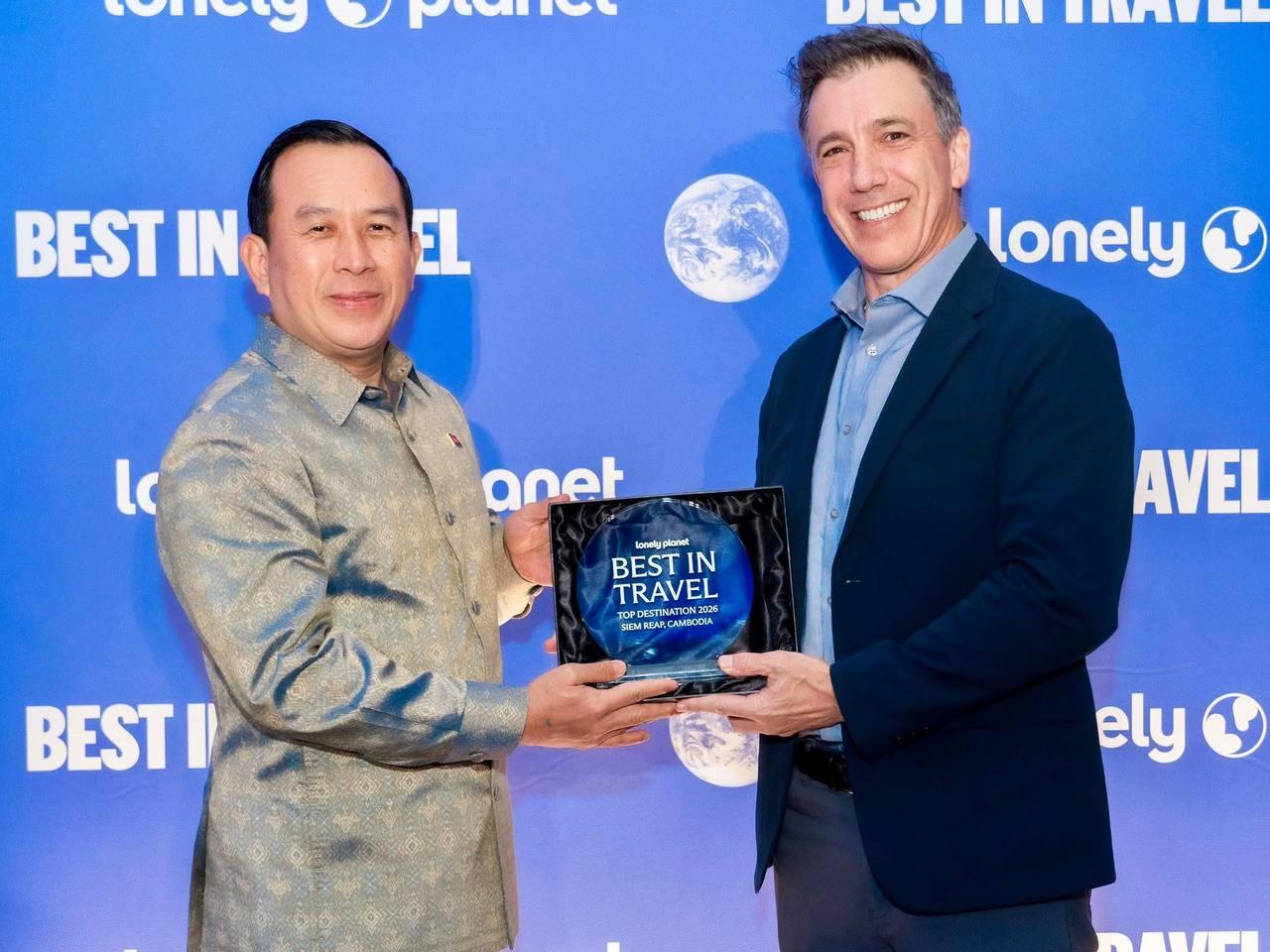 ជំរុញទេសចរណ៍! កម្ពុជា ស្នើ Emirates Airline បើកជើងហោះហើរត្រង់មកភ្នំពេញ ដើម្បីទាក់ទាញភ្ញៀវ!