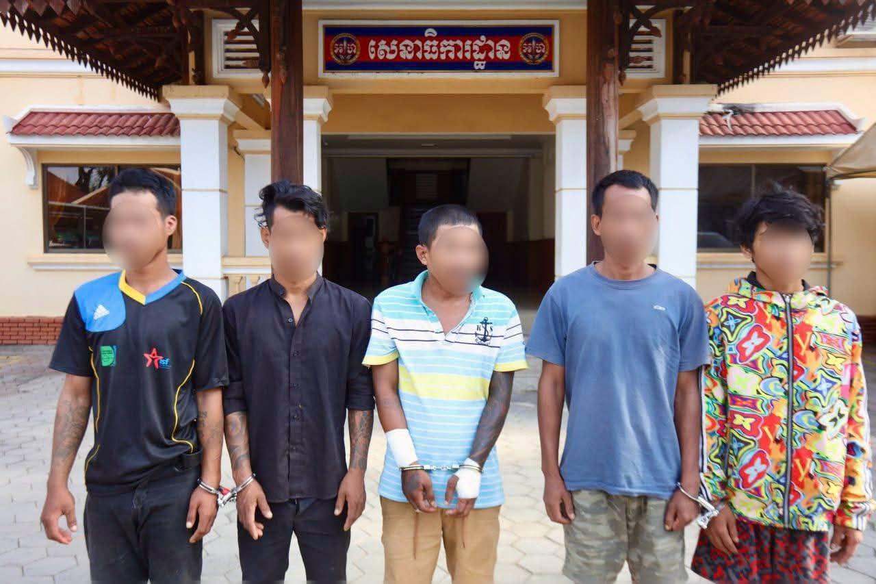 អាវុធហត្ថខេត្តសៀមរាប បង្ក្រាបករណីលួចម៉ូតូ ឃាត់ខ្លួនជនសង្ស័យ៥នាក់ និងអំពាវនាវឲ្យពលរដ្ឋប្រុងប្រយ័ត្ន!