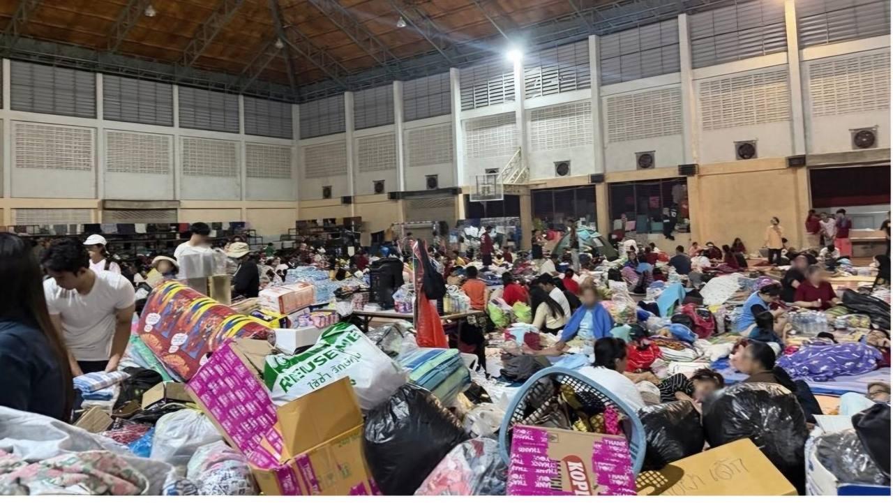 សមាជិកសភាថៃរាយការណ៍ពីទឹកជំនន់ហាតយ៉ៃ៖ “ដូចជាទីបញ្ចប់នៃពិភពលោក”