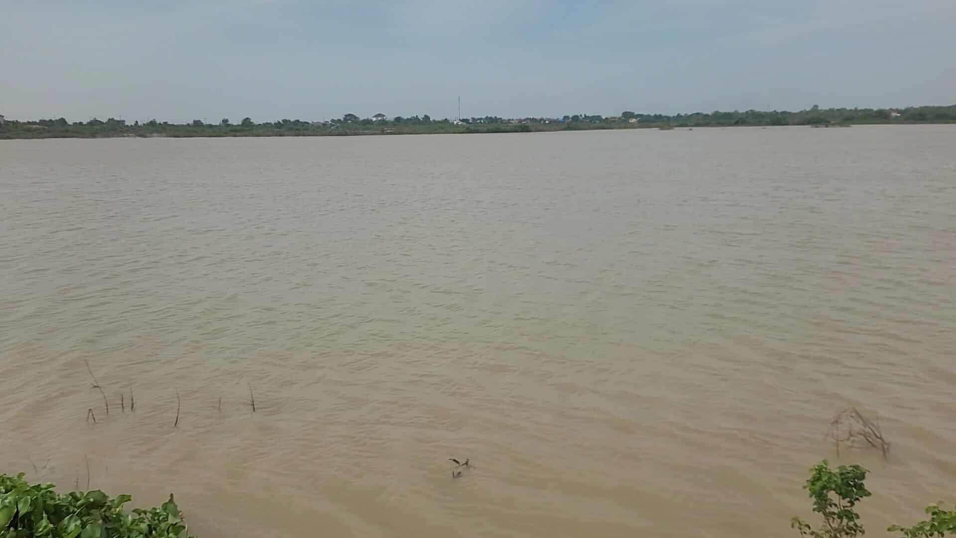 ពលរដ្ឋជិត ៣០០ គ្រួសារតវ៉ាបញ្ហាថៅកែឡឥដ្ឋហាមឃាត់មិនឱ្យនេសាទត្រីក្នុងបឹងធម្មជាតិ