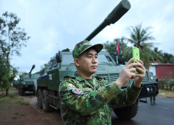 កម្ពុជា​-​ថៃ ចាប់ផ្តើម​ដក​អាវុធ​ធុន​ធ្ងន់ ដំណាក់កាល​ទី​១ ចេញពី​តំបន់​ជម្លោះ ក្រោម​ការ​ត្រួតពិនិត្យ និង​ផ្ទៀងផ្ទាត់​ពី​ក្រុម​អ្នក​សង្កេតការណ៍​អាស៊ាន (AOT)