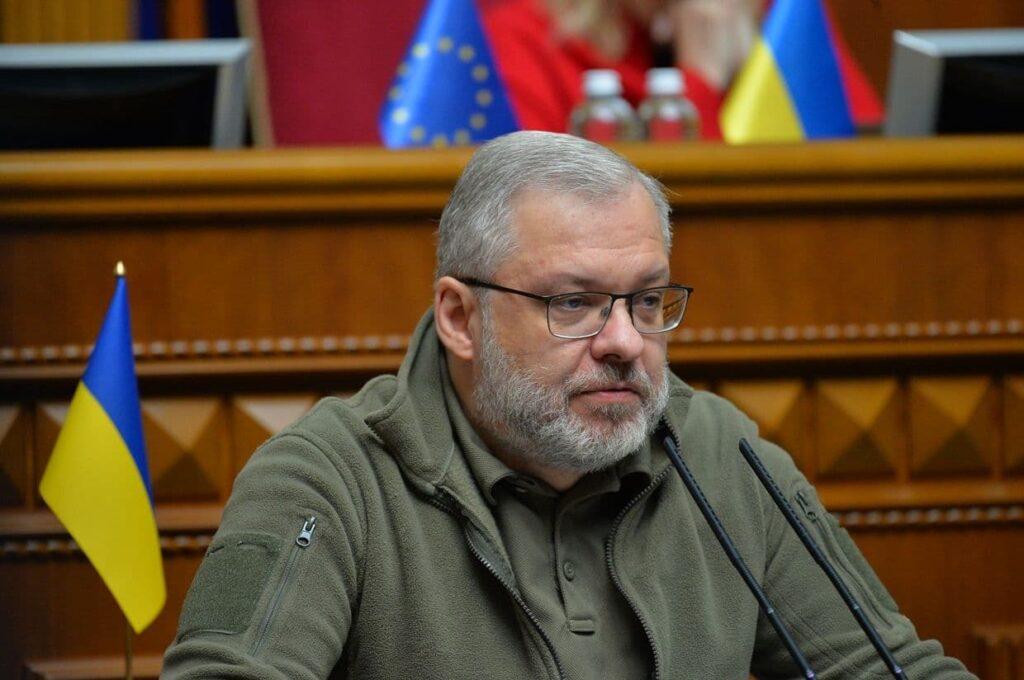 រឿងអាស្រូវពុករលួយ ១០០លានដុល្លារ ធ្វើឲ្យអ៊ុយក្រែនព្យួរតំណែងរដ្ឋមន្ត្រីយុត្តិធម៌