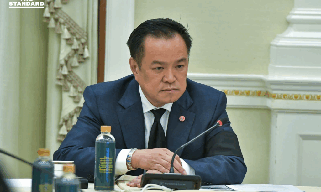 អតីតមេដឹកនាំគណបក្សថៃរិះគន់ខ្លាំងលើលោក អានុទីន ទាមទារឲ្យលាលែងអំណាច