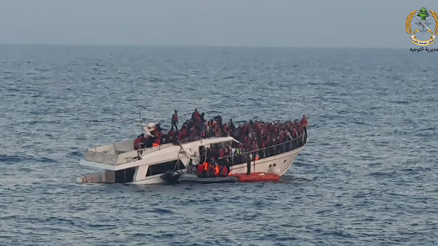 សោកនាដកម្មនៅសមុទ្រ! ជនភៀសខ្លួនរ៉ូហ៊ីងយ៉ា៧នាក់ស្លាប់ រាប់រយនាក់បាត់ខ្លួន ក្រោយទូកលិចព្រំដែនថៃ-ម៉ាឡេស៊ី