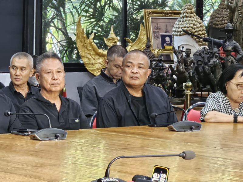 ក្រុមជ្រុលនិយមថៃគំរាមបាតុកម្មទ្រង់ទ្រាយធំ! អាចសម្រុកចូលស្ថានទូតអាមេរិក-ម៉ាឡេស៊ី ថ្ងៃទី២២ វិច្ឆិកា