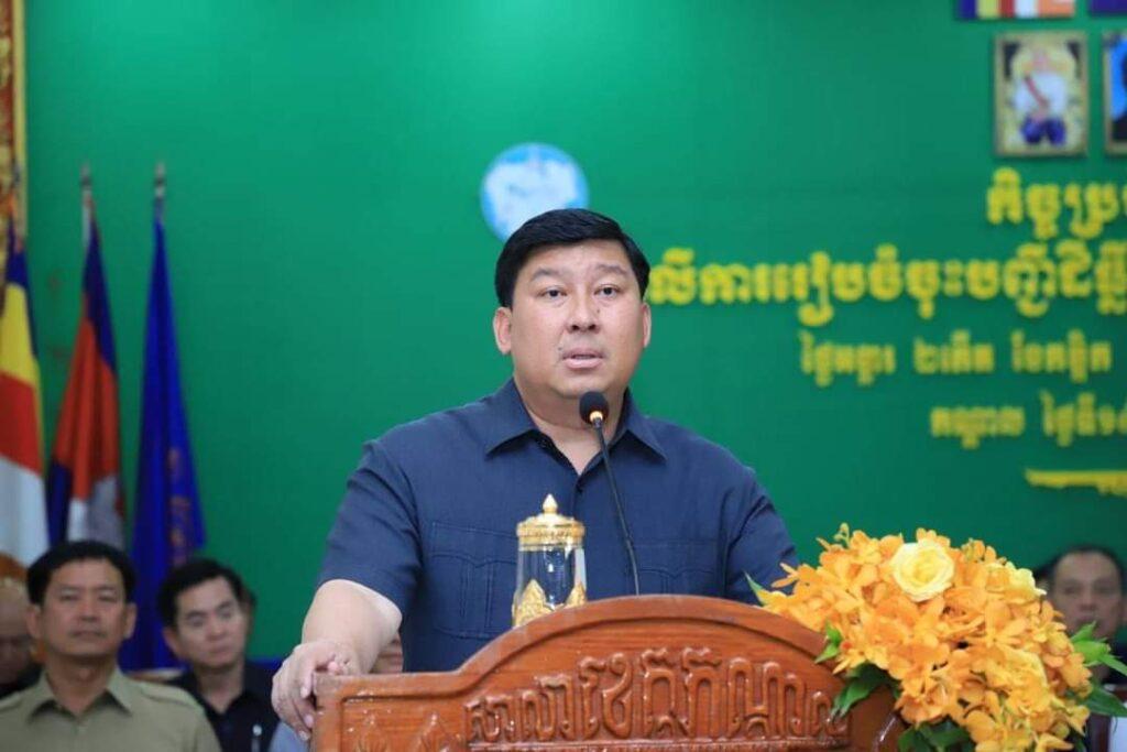 ឧបនាយករដ្ឋមន្ត្រី សាយ សំអាល់ ជំរុញពន្លឿន Internet ល្បឿនលឿននៅកោះរ៉ុង គាំទ្រទេសចរណ៍ និងពលរដ្ឋជាង១ពាន់គ្រួសារ បង្កើនសេដ្ឋកិច្ចជាតិ!