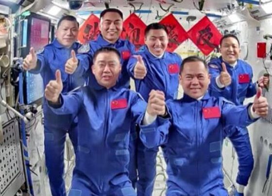 ការបាញ់បង្ហោះយានអវកាសផ្ទុកមនុស្ស Shenzhou-២១ ទទួលបានជោគជ័យដោយគាប់ប្រសើរ