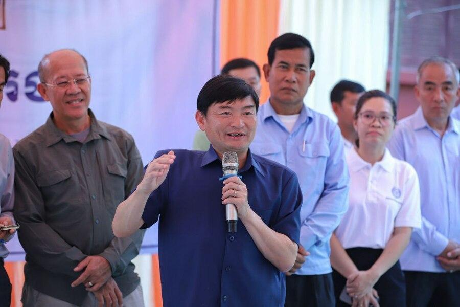 ដំណឹងល្អ! ពលករខ្មែរត្រឡប់ពីថៃ និងអ្នកអត់ការងារធ្វើ កុំបារម្ភ! ឱកាសការងារជាង ៧៥០០០ កន្លែង កំពុងរង់ចាំ លេខ១២៩៧ ត្រៀមជួយ!