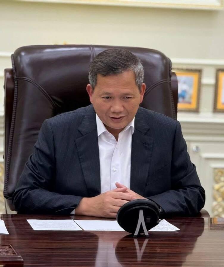 សម្តេចធិបតី ហ៊ុន ម៉ាណែត ជួបពិភាក្សាជាមួយលោក Trump រឿងព្រំដែនកម្ពុជា-ថៃ! លោក Trump សន្យាជួយតាមដានដើម្បីកុំឲ្យមានផ្ទុះអាវុធឡើងវិញ។