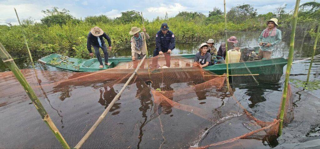 កម្លាំងចម្រុះស្រុកសង្កែ បន្តបង្រ្កាបបទល្មើសនេសាទខុសច្បាប់ ក្នុងទន្លេសាប!