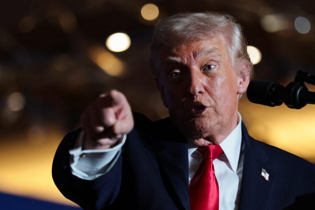 ត្រាំ នឹងជួយបញ្ចប់សង្គ្រាមកម្ពុជា-ថៃ តាមទូរស័ព្ទភ្លាមៗ