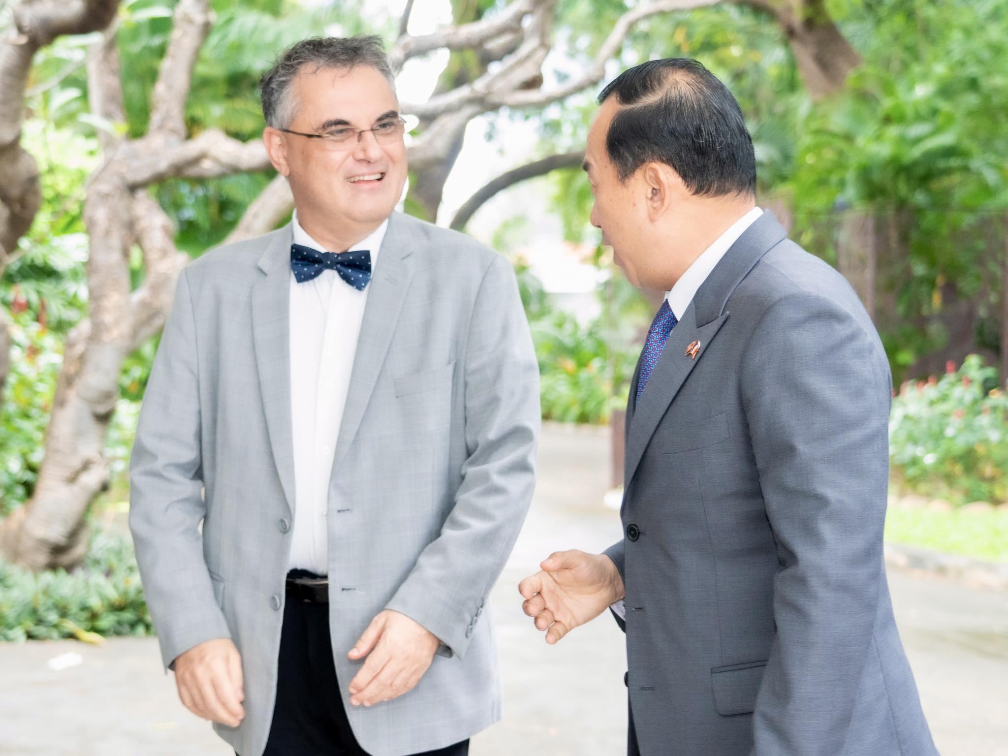 កម្ពុជា-បារាំង រួមគ្នាបង្កើនសក្តានុពលទេសចរណ៍ និងរៀបចំភូមិហ្រ្វង់កូហ្វូនសម្រាប់កិច្ចប្រជុំកំពូលឆ្នាំ២០២៦