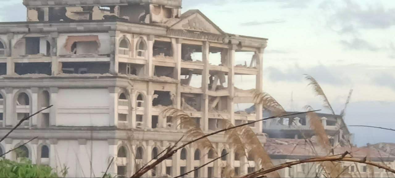 យោធាថៃប្រើ F-16 ទម្លាក់គ្រាប់បែកកម្ទេចសណ្ឋាគារ និងស្ពានចំនួន៣នៅខេត្តពោធិ៍សាត់