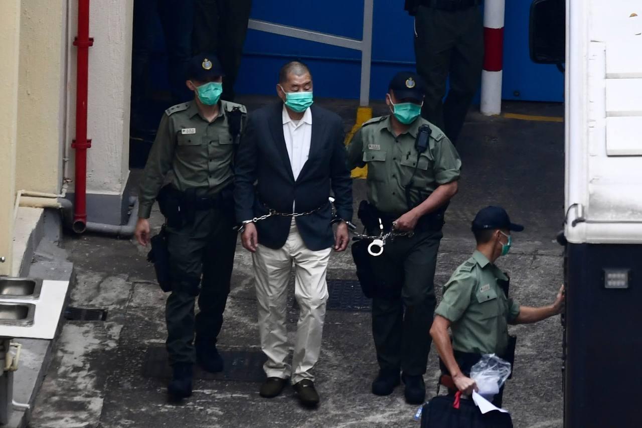 ជីមី ឡាយ ជាប់ពិរុទ្ធលើបទសមគំនិត និងឃុបឃិតជាមួយកម្លាំងបរទេស