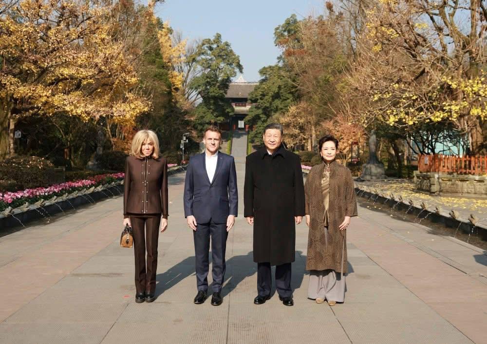 ប្រធានចិន ស៊ីជីនពីង និងប្រធានាធិបតីបារាំង ម៉ាក្រុង ប្រារព្ធកិច្ចពិភាក្សាមិត្តភាពនៅទីក្រុងឈេងឌូ