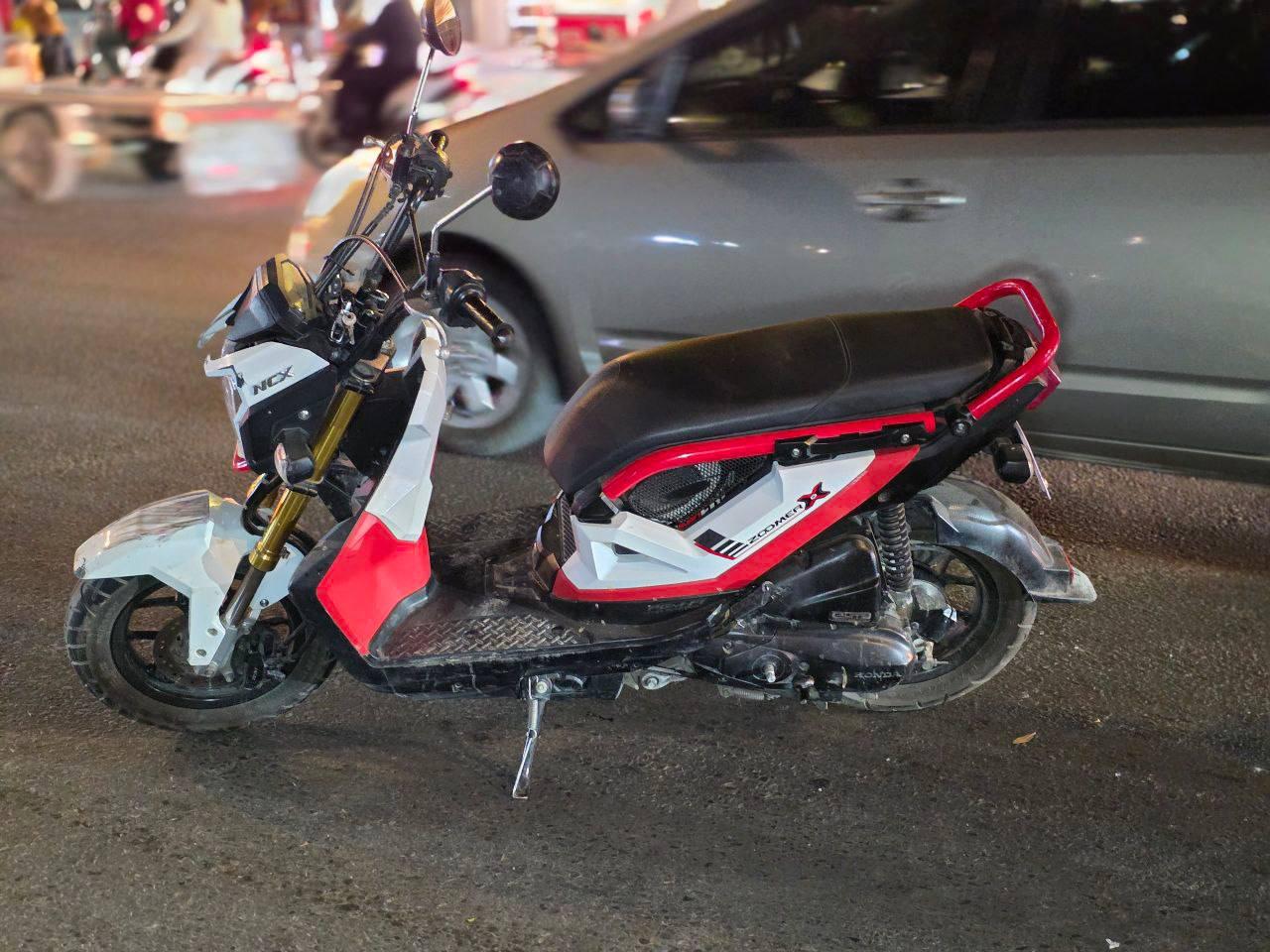 យុវជនអាយុ១៨ឆ្នាំរងរបួសបាក់ជើងក្រោយត្រូវម៉ូតូបុកពេញទំហឹងនៅផ្លូវជាតិលេខ៣