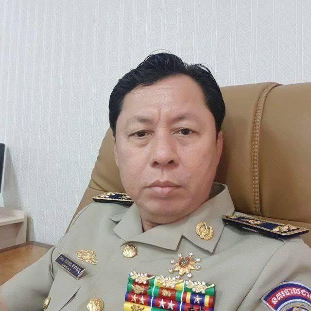 អគ្គនាយករងអត្តសញ្ញាណកម្មត្រូវផ្អាកការងារបណ្តោះអាសន្ន ពាក់ព័ន្ធករណីឆបោករាប់លានដុល្លារ