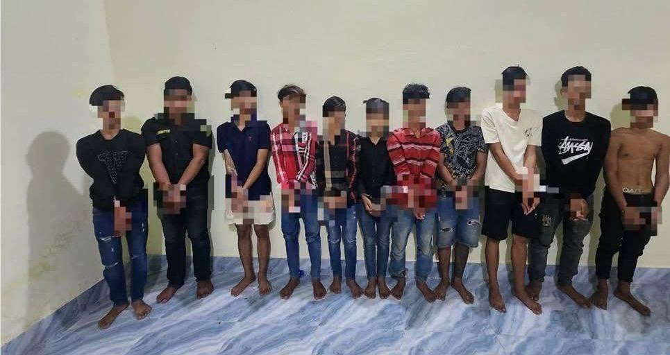 សមត្ថកិច្ចចាប់ខ្លួនក្មេងទំនើង ១៣នាក់ ក្នុងប្រតិបត្តិការបង្ក្រាបអំពើហឹង្សានៅស្វាយរៀង