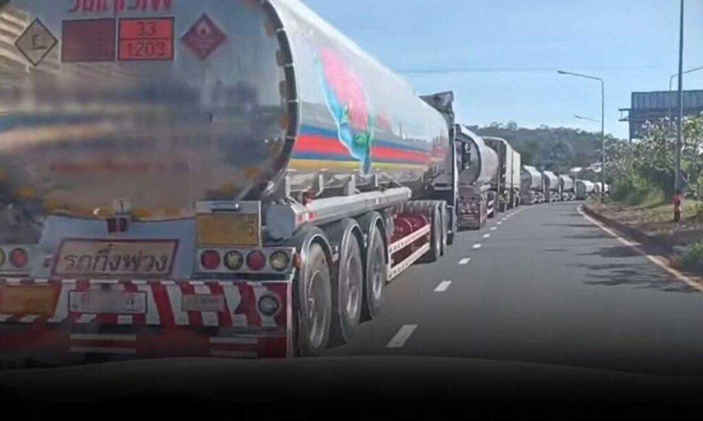 ថៃបិទច្រកដឹកប្រេងទៅឡាវ ចោទប្រកាន់ថាប្រេងត្រូវបានបង្វែរទៅកម្ពុជា