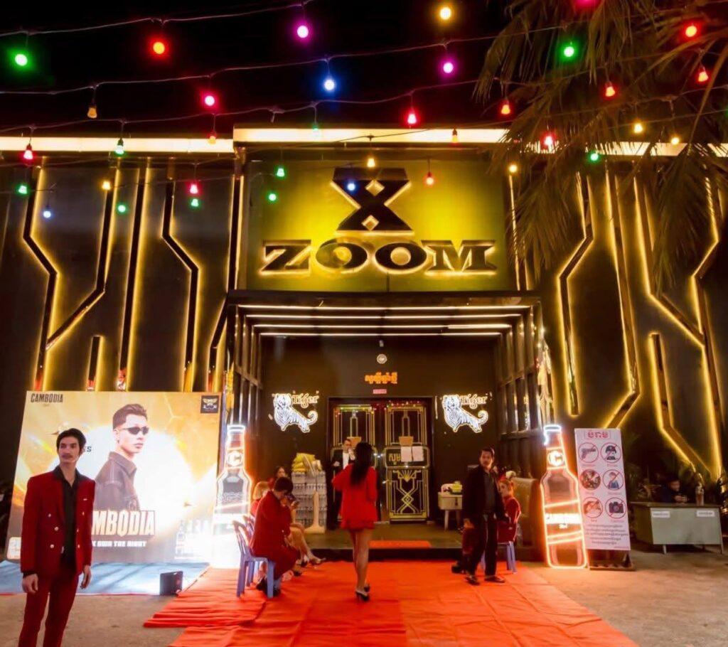 សមត្ថកិច្ចពោធិ៍សែនជ័យចុះត្រួតពិនិត្យក្លឹប X-ZOOM និង HOKI ផ្ដល់ការណែនាំច្បាស់លាស់