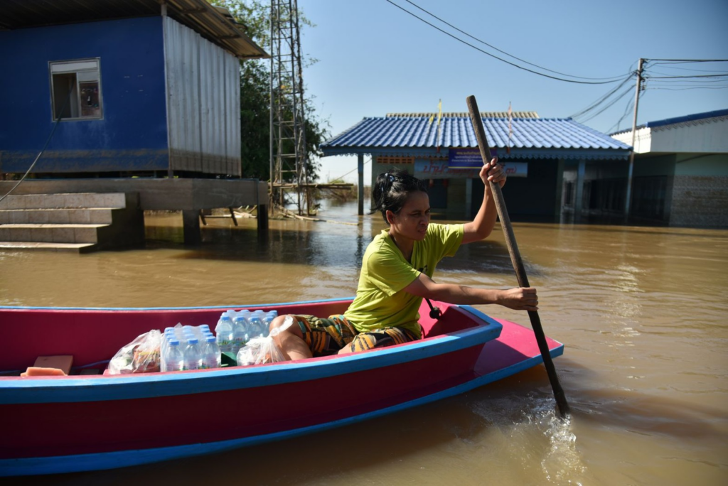 សមាជិកសភាថៃរិះគន់រដ្ឋាភិបាលពីការផ្ដល់ជំនួយមិនស្មើគ្នាដល់ជនរងគ្រោះទឹកជំនន់