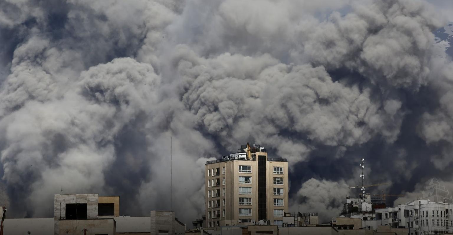 មេដឹកនាំអ៊ីរ៉ង់សន្លប់ធំ កំពុងព្យាបាលដោយរបួសធ្ងន់ធ្ងរ