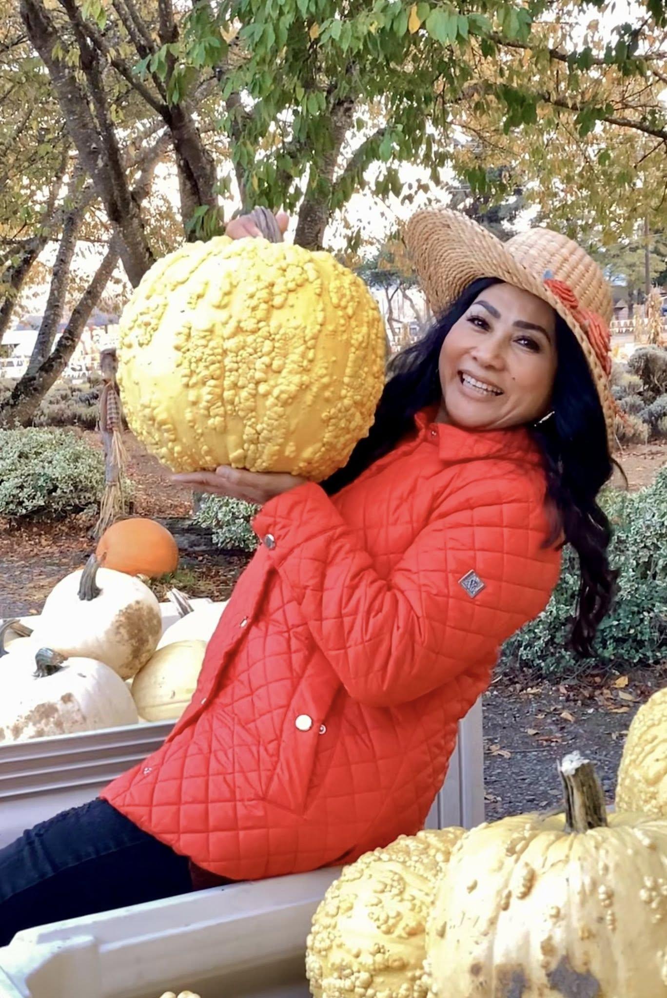 អម្ពរ ទេវី សប្បាយចិត្តយ៉ាងខ្លាំង ដែលមានប្អូនប្រុសបន្តវេនសិល្បៈភាពយន្ត