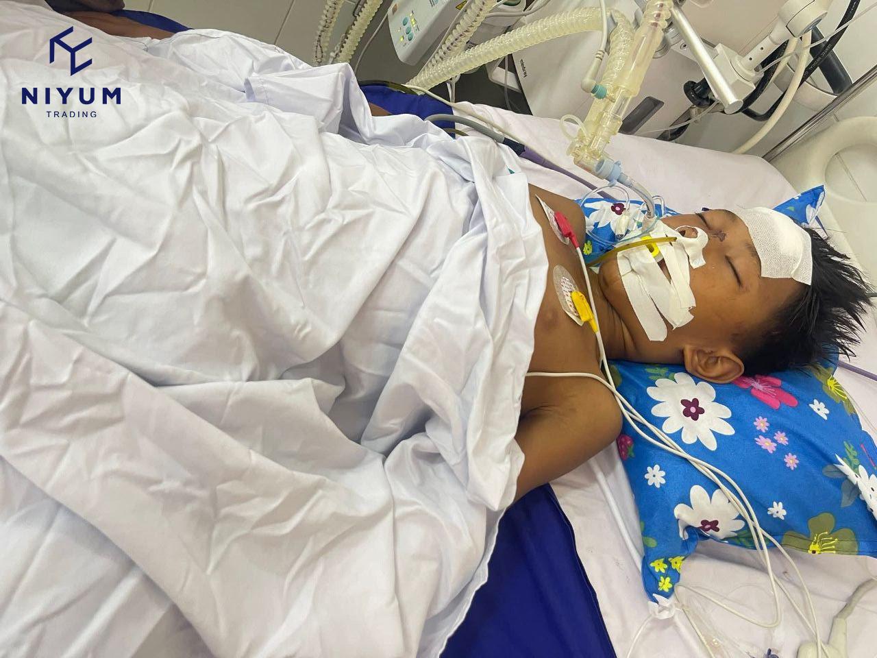 ក្រុមហ៊ុនកូនខ្មែរឧបត្ថម្ភ ២០ លានរៀលជួយកុមាររងគ្រោះថ្នាក់ចរាចរណ៍