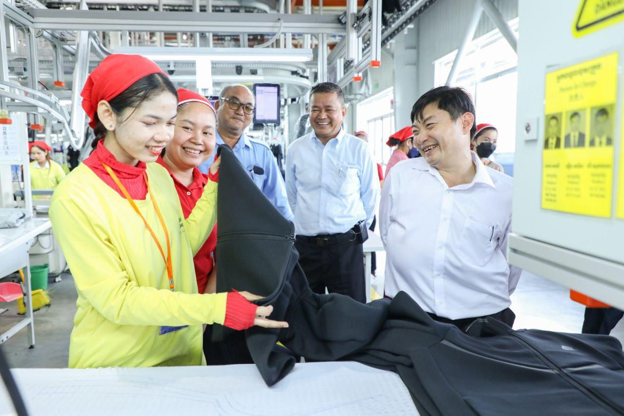 ឱកាសការងារជិត ៥ពាន់កន្លែងនៅខេត្តវាលទំនាបកណ្ដាល រង់ចាំអតីតពលករត្រឡប់ពីថៃ