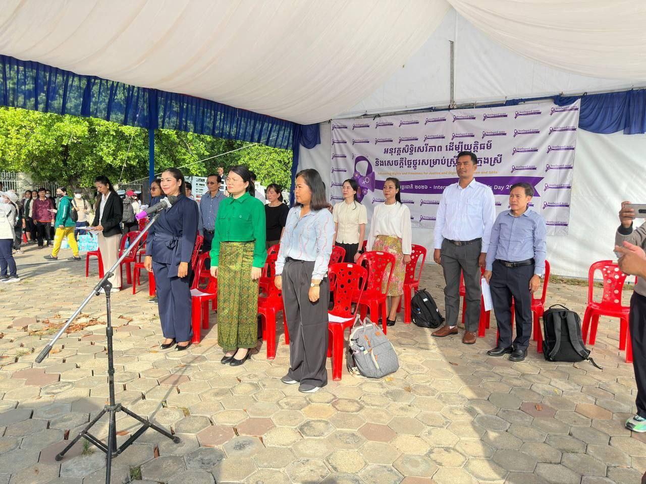 ក្រសួងការងារអំពាវនាវអង្គការសង្គមស៊ីវិលចូលរួមពង្រឹងសិទ្ធិស្ត្រីនៅកម្ពុជា