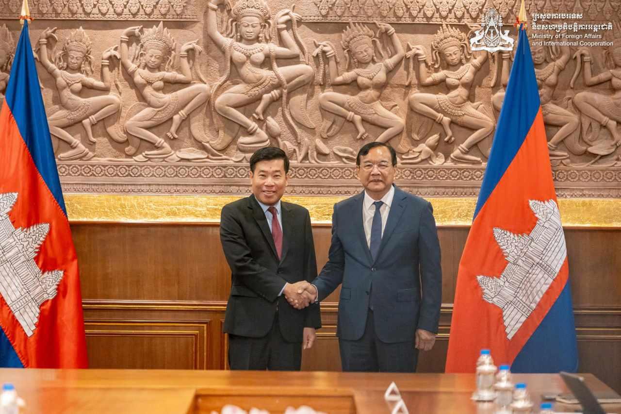 កម្ពុជា-វៀតណាម បន្តពង្រឹងសហប្រតិបត្តិការការពារជាតិ និងសន្តិសុខពាណិជ្ជកម្ម