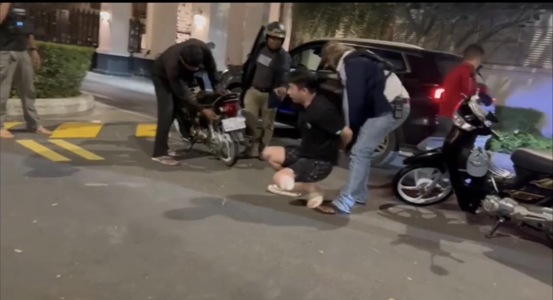 ចាប់បានហើយ! ជនជាតិចិនដែលវាយសម្លាប់ជនរងគ្រោះ រួចប្លុងចោលនៅផ្លូវបេតុង