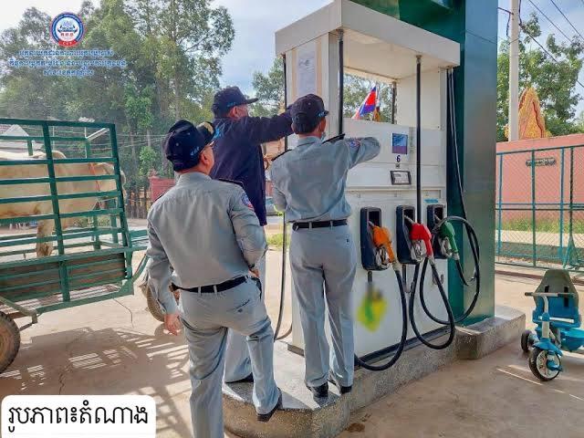 អាជ្ញាធរព្រមានចាត់វិធានការតឹងរឹងទៅលើស្ថានីយ៍ប្រេងលក់លើសតម្លៃកំណត់