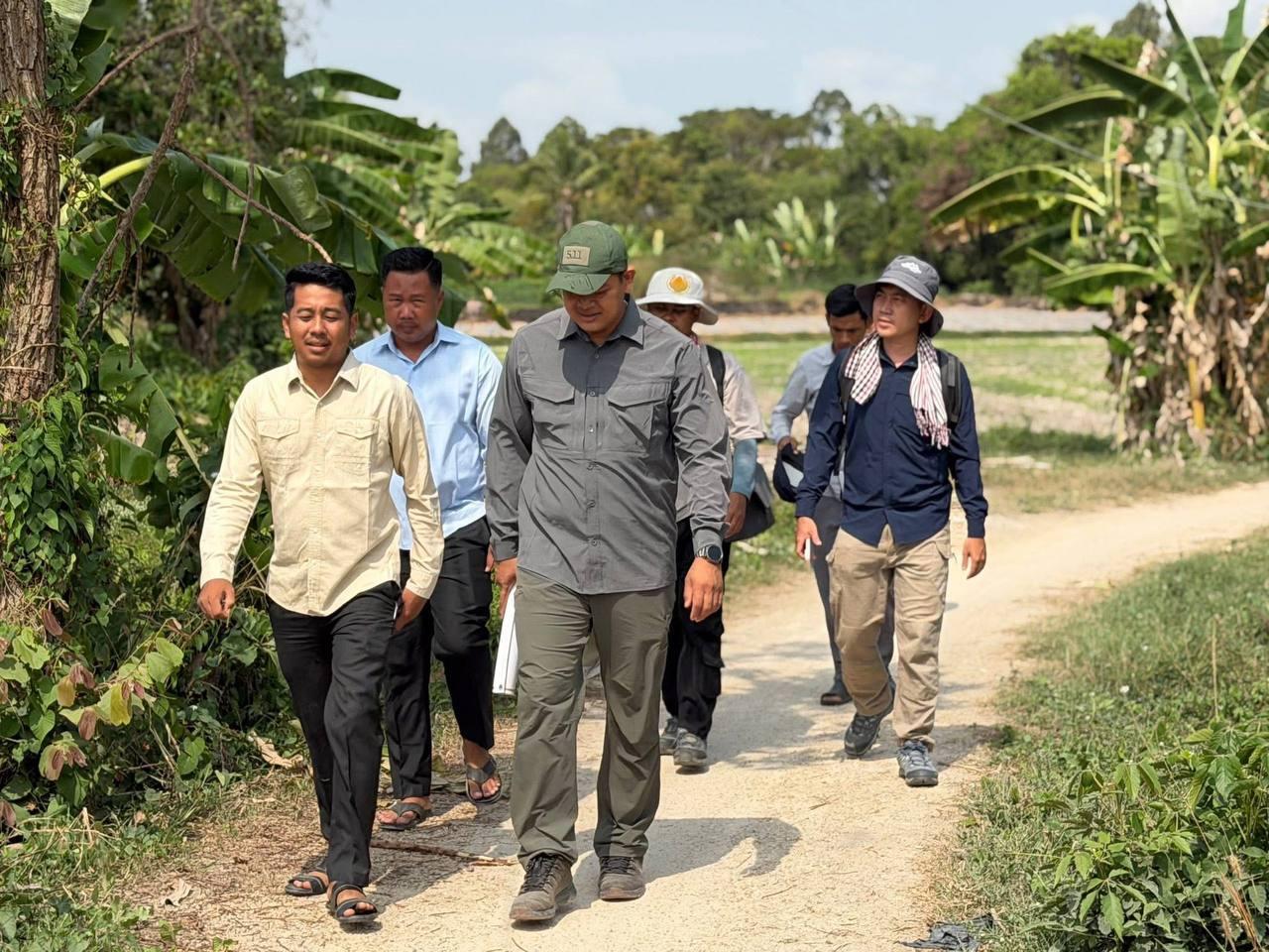 បុរាណវិទ្យានិងបុរេប្រវត្តិវិទ្យាចុះស្រាវជ្រាវភ្នំបាយ៉ង់ ស្វែងរកបេតិកភណ្ឌបុរាណនៅតាកែវ
