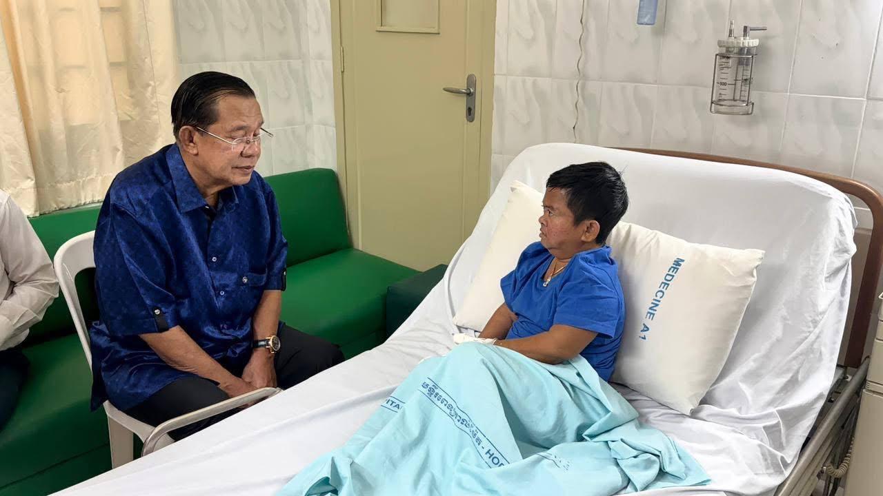 សម្តេចតេជោ ហ៊ុន សែន ទៅសួរសុខទុក្ខនាយក្រិនដែលមានជម្ងឺនៅមន្ទីរពេទ្យកាលម៉ែត